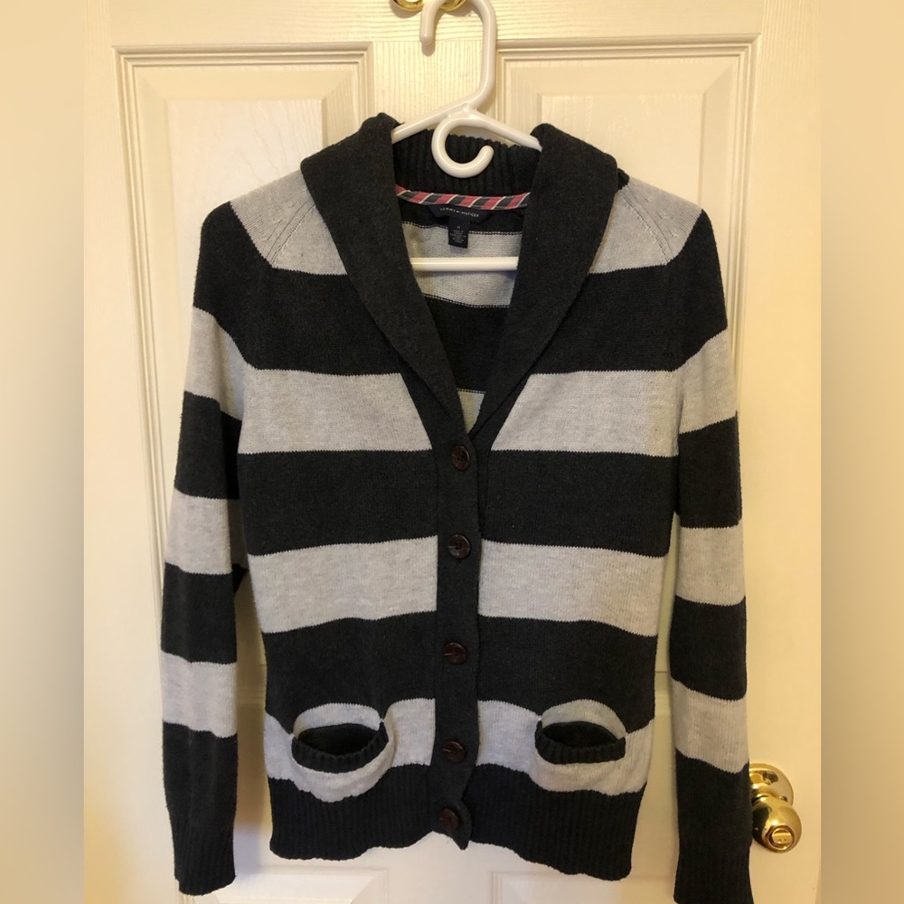Cardigan - Picture 2 of 3
